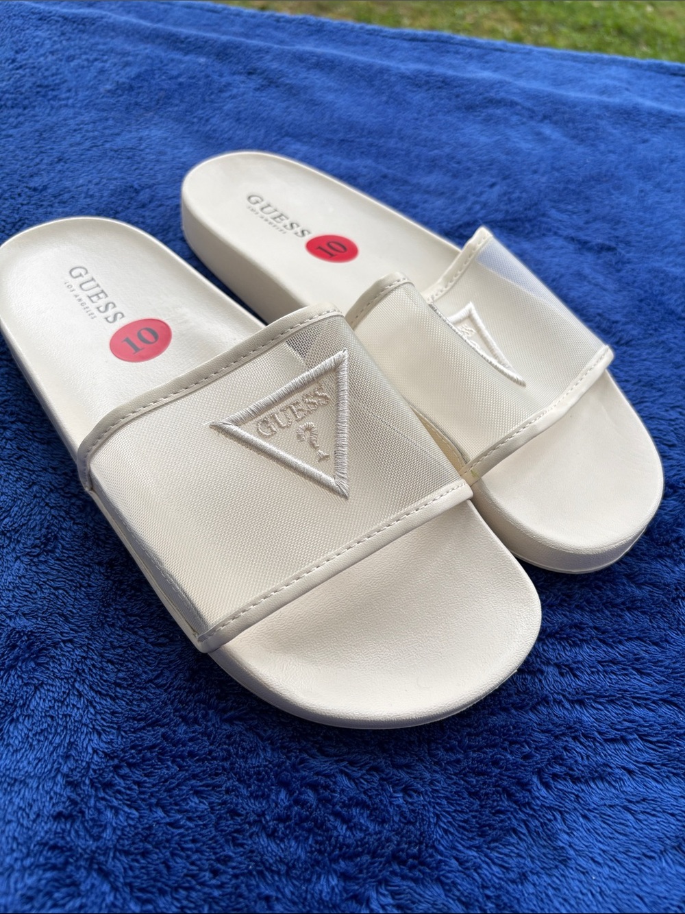 GUESS Los Angeles Cream Slip-On Slide Sandals with Logo Strap Size 10